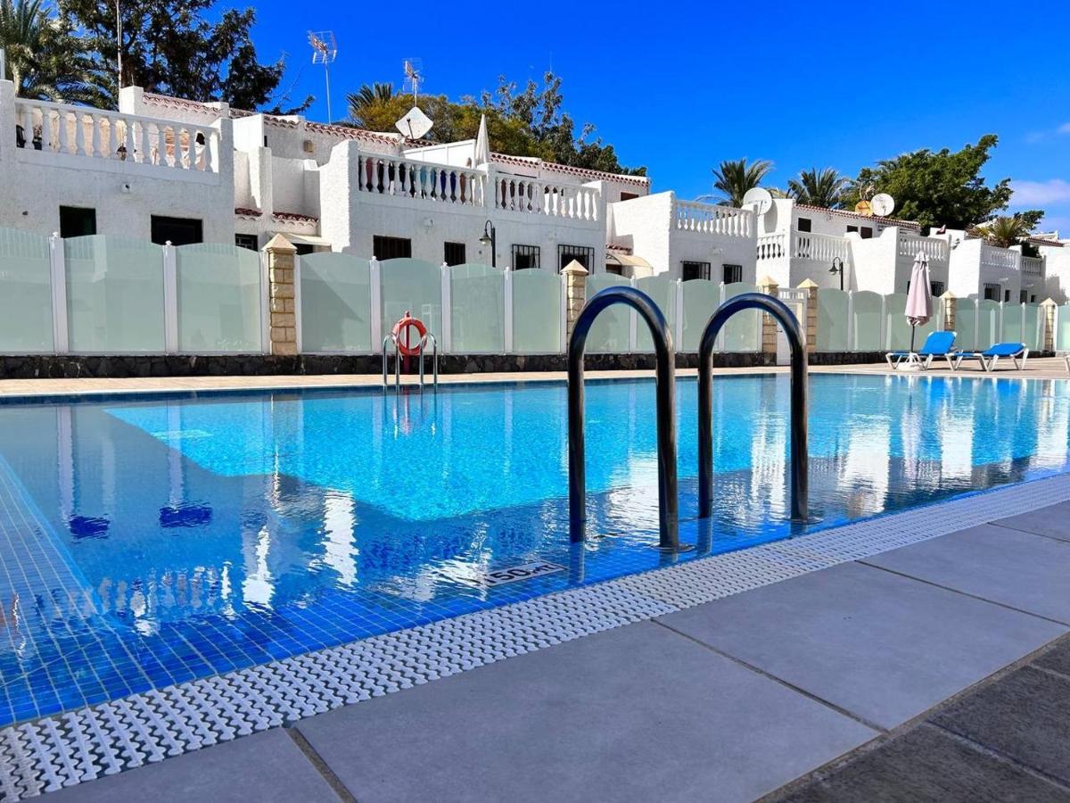 Apartment Virginia Playa de las Americas  Exterior photo
